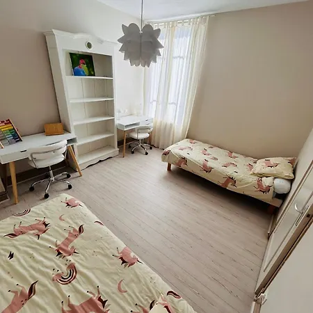 Anastasia Villefranche-de-Rouergue