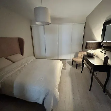 Anastasia * Villefranche-de-Rouergue